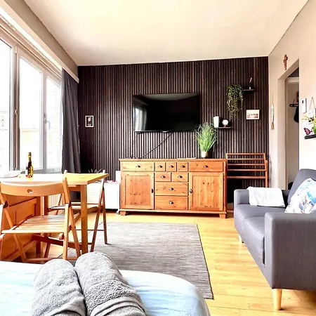 Apartment Lovely - Getaway For 2 Center & Within Walking Distance *