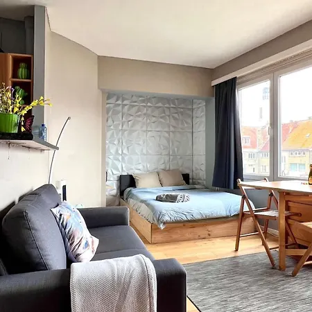 Lovely - Getaway For 2 Center & Within Walking Distance *